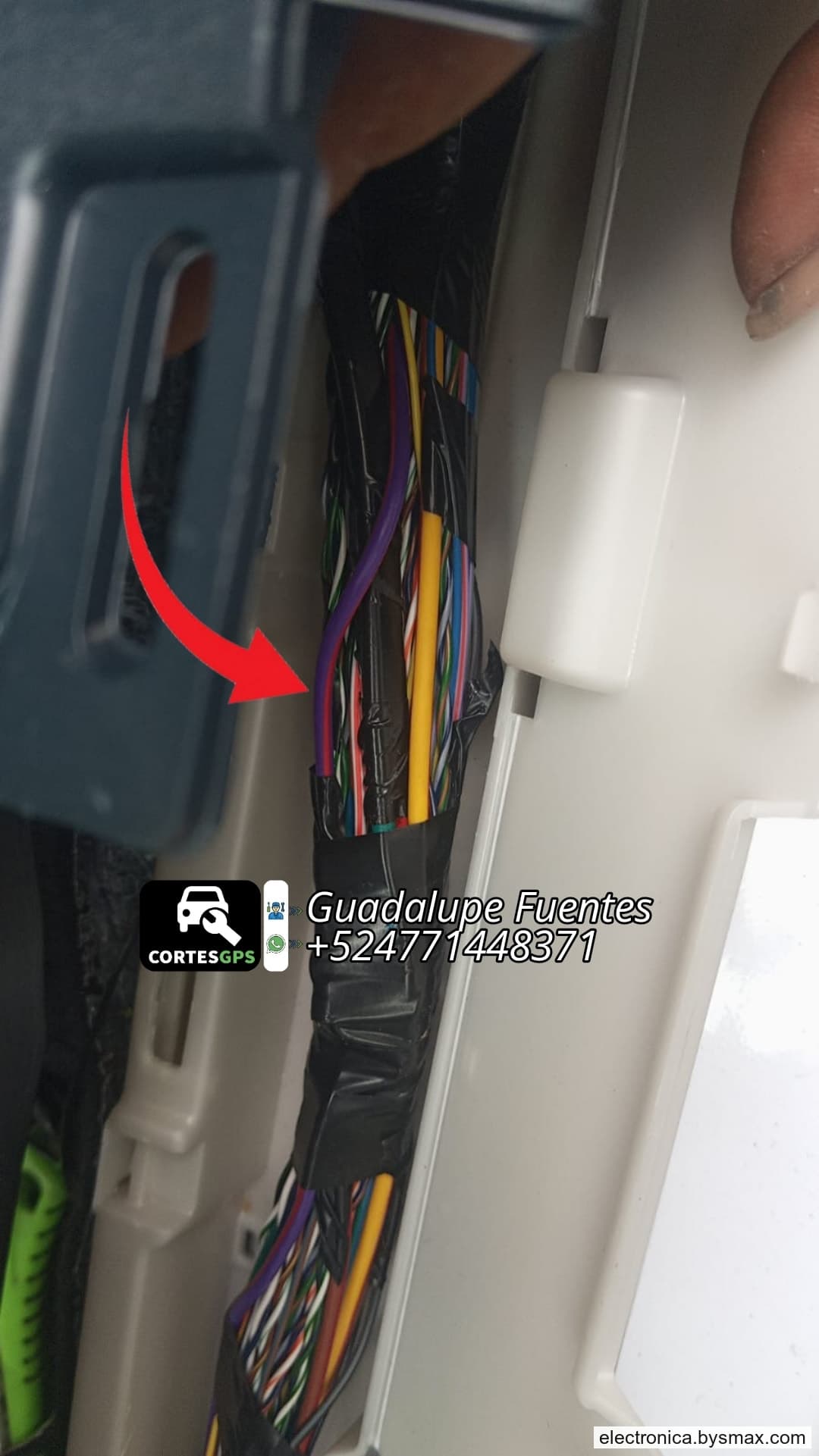 Paso 1: CORTE A LA BOMBA, CABLE COLOR MORADO CON FRANJA RO